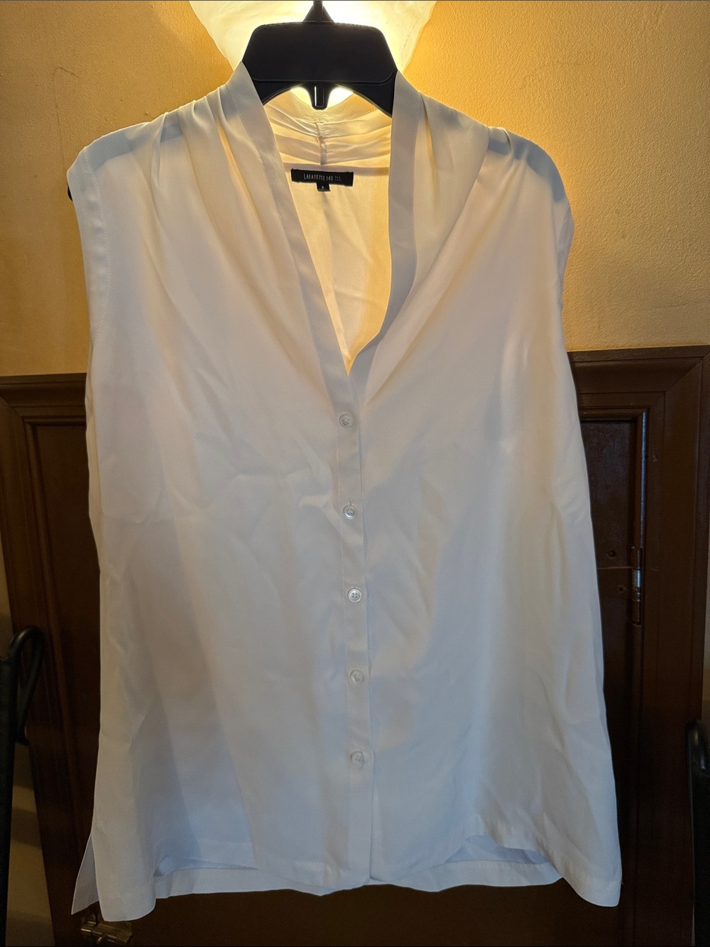 Lafayette 148 Sleeveless White Button-Front Blouse - Lightweight Women's Top